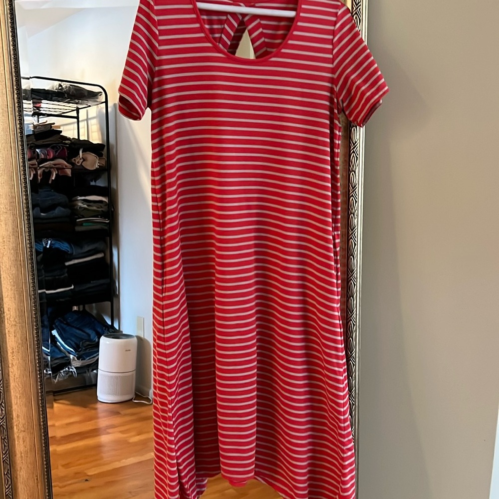 Cuddl duds dress Flex Wear Med Super soft longer Asymmetrical Hem EUC